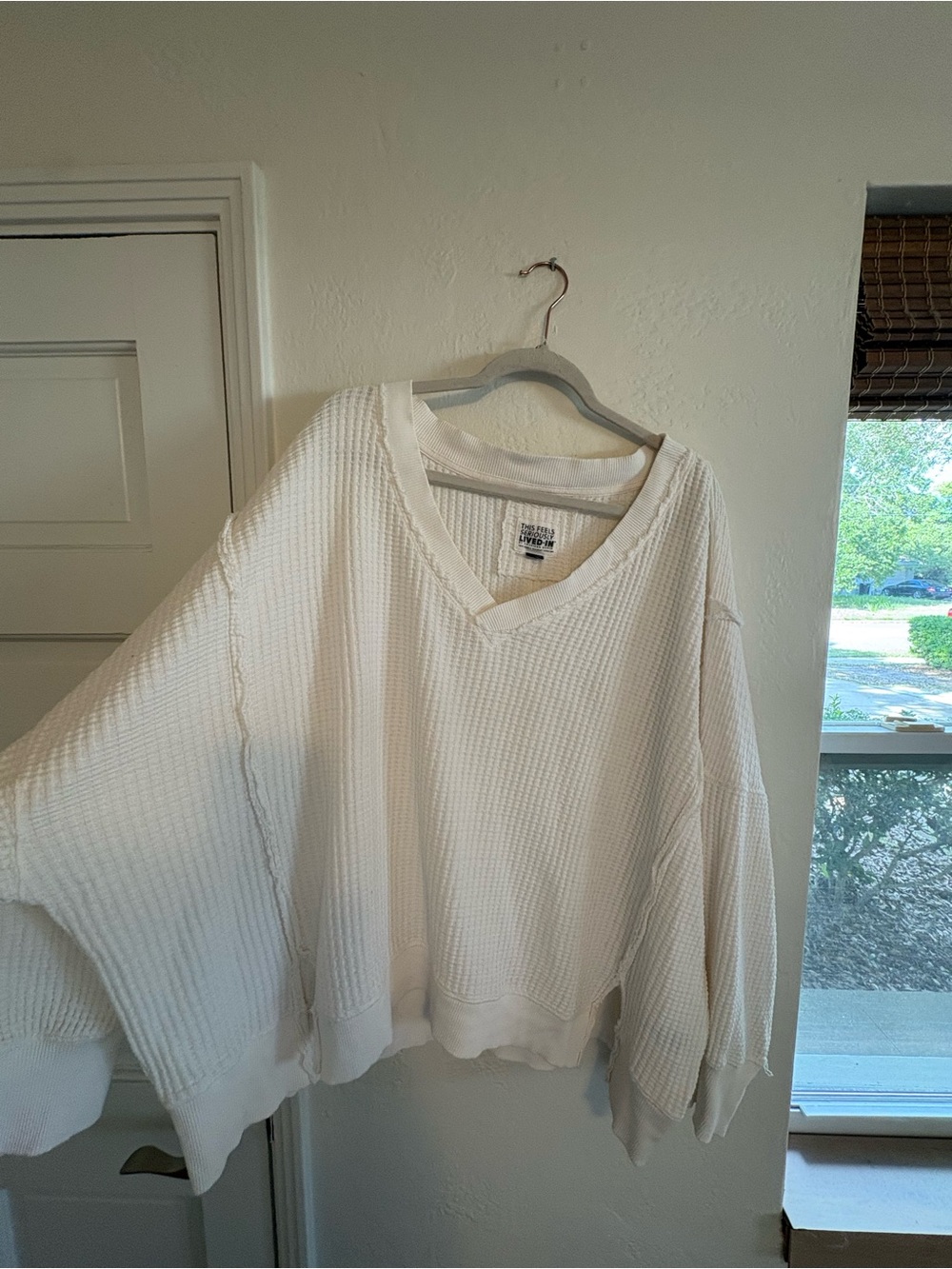 American Eagle Outfitters Cream Oversized V-Neck Waffle Knit Sweater, XL